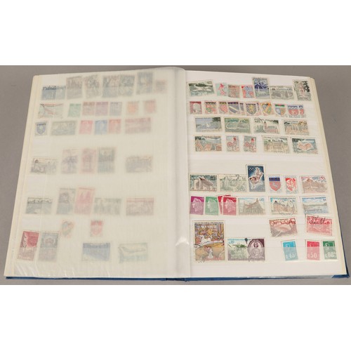 253 - Assortment of five stamp albums, to include Commemorative Great Britain, Malaysia, Monaco and Nether... 