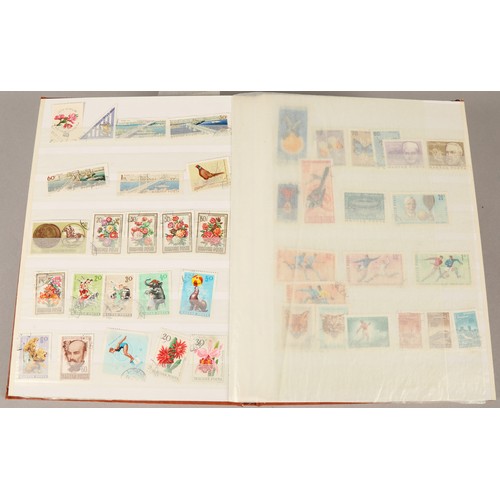 255 - Assortment of six stamp albums, to include Great Britain, Hungary Malawi etc.