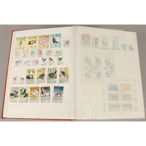 255 - Assortment of six stamp albums, to include Great Britain, Hungary Malawi etc.