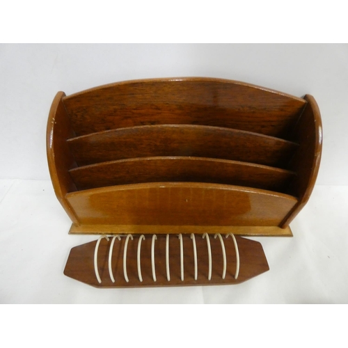 286 - Letter and toast rack.