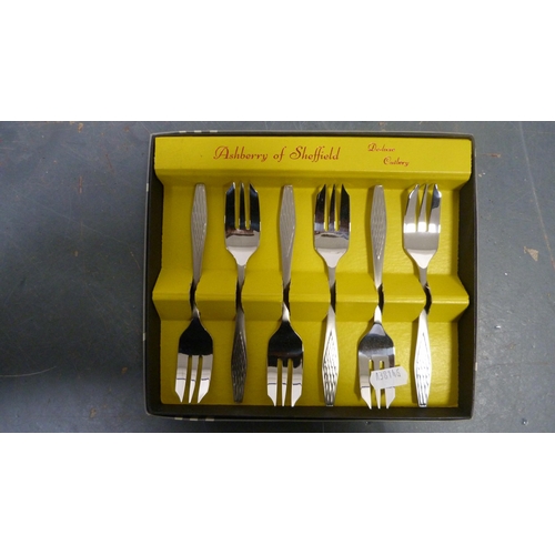 121 - Boxed EP and plated cutlery to include two sets of six coffee spoons, fish knives and forks, six tea... 