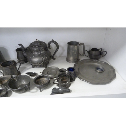 144 - Assorted pewter to include tankards, teapot, water jug, inkwell inscribed 'HW' (Probably Hugh Wallis... 