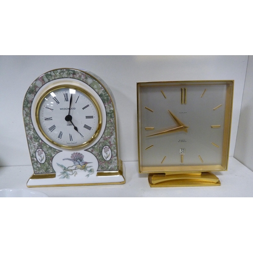 164 - Wedgwood hummingbird mantel clock and matching dish, boxed cutlery, Mason's 'Mandalay' pattern ginge... 