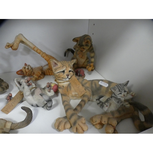 179 - Collection of cat ornaments to include Country Artists examples, cat-related novelty teapots etc (tw... 