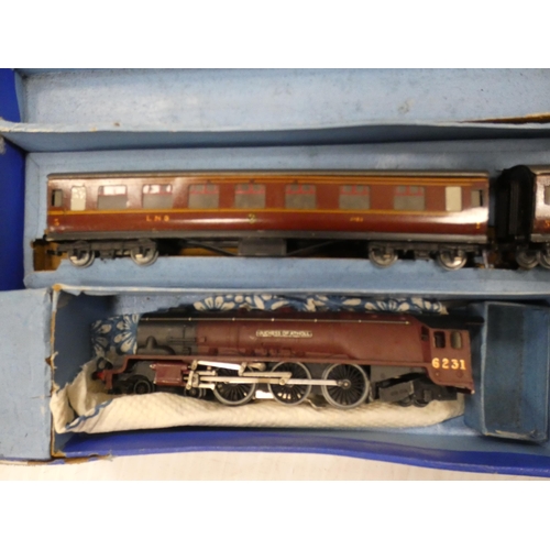 22 - Hornby Dublo model train set, boxed.