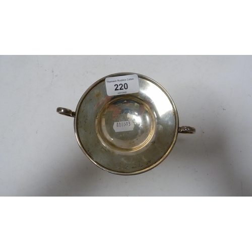 220 - Small silver twin-handled stemmed dish, 128g.