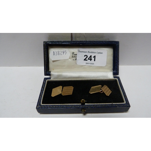 241 - Pair of 9ct gold cufflinks, 3.1g gross.