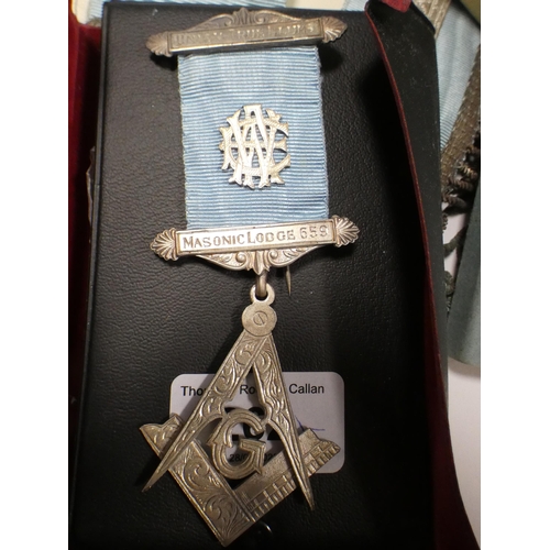 262 - Masonic apron and regalia, cufflinks, chapter medal 'Masonic Lodge 659' etc.