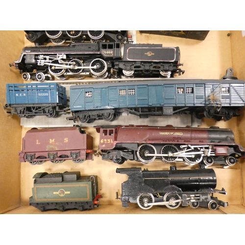 27 - Quantity of model engines etc., to include Dorchester, Duchess of Atholl etc.