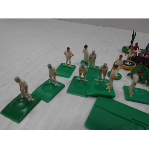 28 - Box containing Subbuteo and other figures.