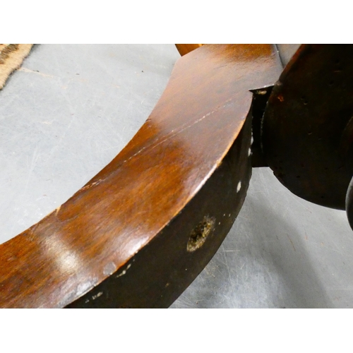 284 - Victorian mahogany revolving piano stool.