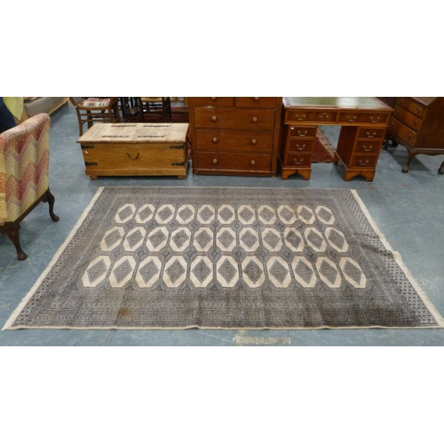 304 - Machine-made Kelim rug.