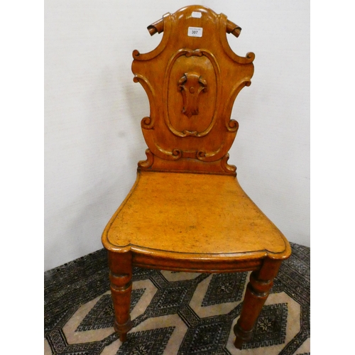 307 - Victorian hall chair.