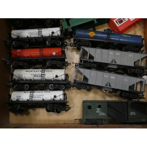 35 - Rolling stock, crane etc.