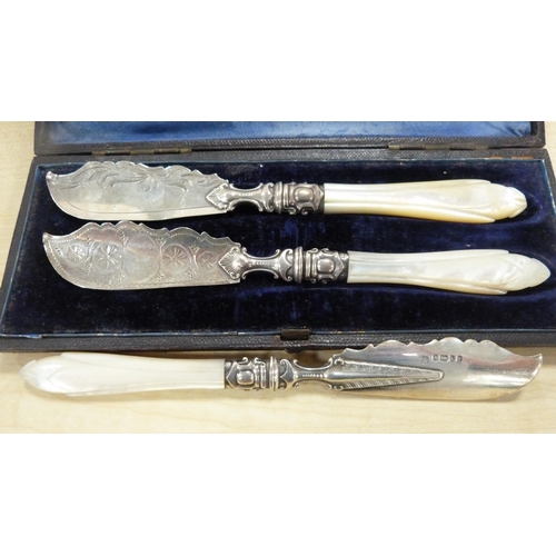 61 - EP and plated flatware to include a part set of cutlery, the knife blades marked 'Rostfrei Solingen'... 