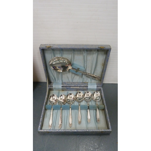 67 - Viner's canteen of cutlery and a boxed plated dessert set.