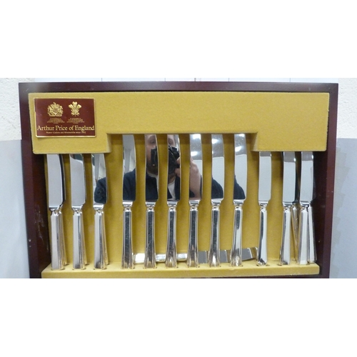 69 - Arthur Price of England six-place canteen of EP cutlery, in fitted box.