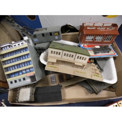 8 - Quantity of signals, crane, model vehicles, scenery, wagons etc.