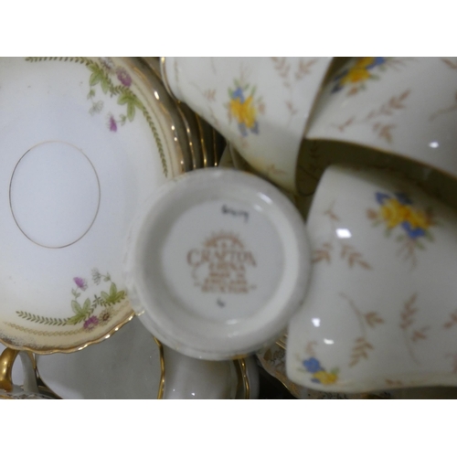 97 - Collection of Royal Doulton 'Bredon Hill' pattern dinnerwares and Alfred Meakin 'Hedgerow' pattern d... 