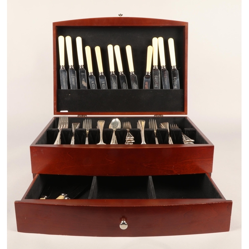 380 - Canteen of bead pattern EP cutlery with fitted drawer