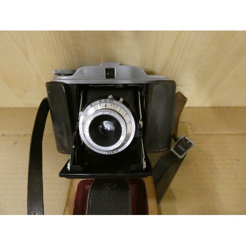 267 - Kershaw camera with leather case.