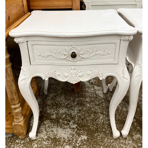 633 - Two modern white bedside tables with fitted drawers