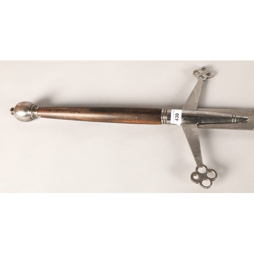 430 - Reproduction Highland Claymore, Length : 144cms