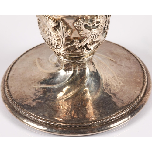 93 - Omar Ramsden, London (1873 - 1939)Silver goblet with ovoid bowl with flared lip, ovoid knop with emb... 