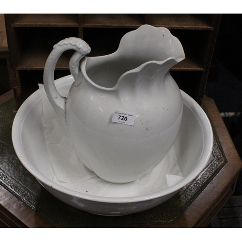 720 - Royal Doulton white ewer and basin.