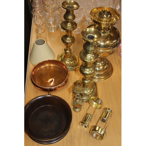 160 - Brass parafin lamp, pair of brass candlesticks, brass bell, wooden bowl etc.