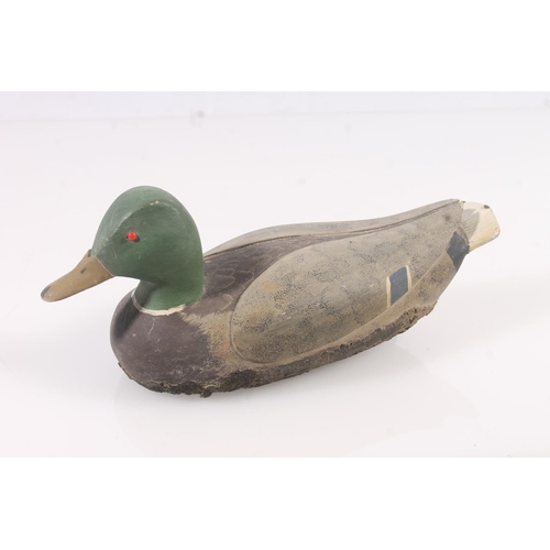 176 - Vintage wooden decoy duck, L21cm.