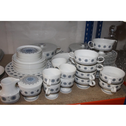 259 - Rosenthal ice water pattern dinner service.