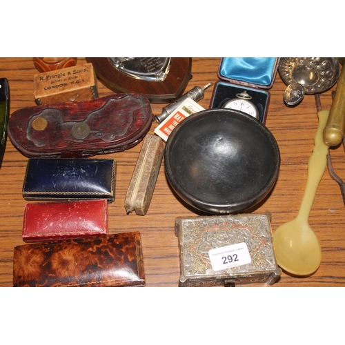 292 - Mixed items to include French Rococo style porcelain mantle clock (chipped), Arts & Crafts style... 