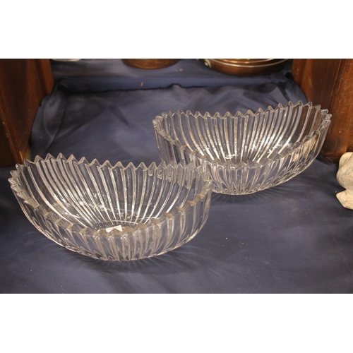 78 - Cut-glass fruit bowl and two other glass bowls.