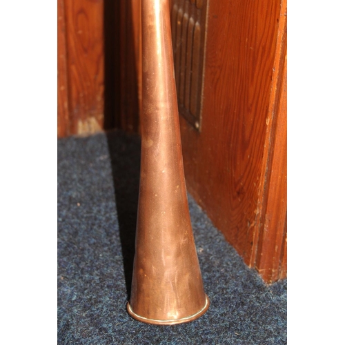 245 - Brass hunting horn.