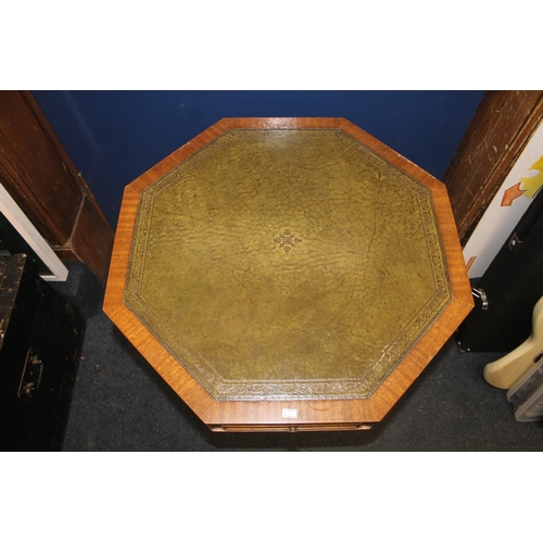 721 - Octagonal topped mahogany occasional table with leather skiver, in green.