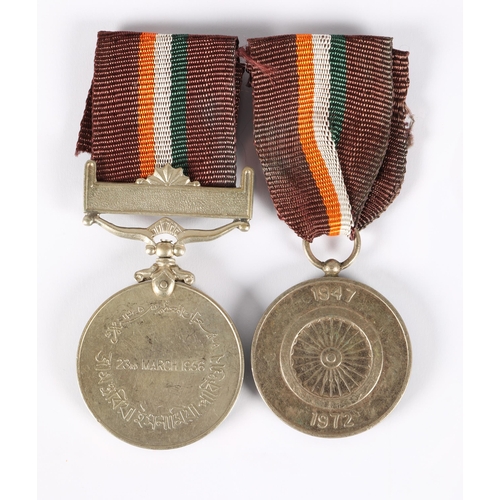 70 - Pakistani Army Independence Medal 1956 and an India Independence anniversary 1947-1972 (2)