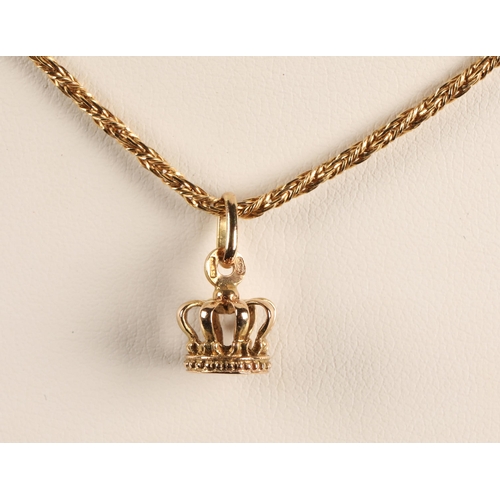 85 - 9ct gold rope twist necklace with 9ct gold crown charm, 5g gross