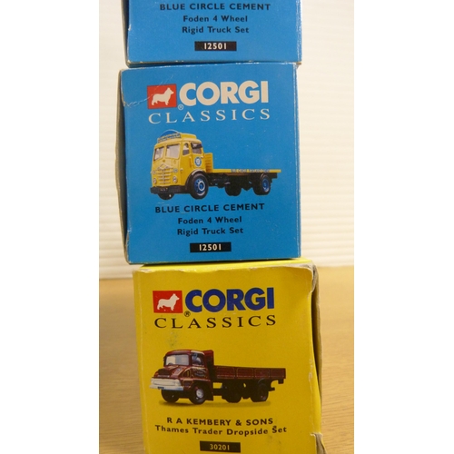 5 - Boxed Corgi Classic diecast models to include Foden 521 Mickey Mouse cylindrical tanker, 18401 Briti... 