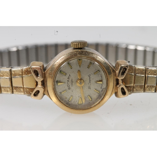 538 - 9ct gold ladies Rotary wristwatch.