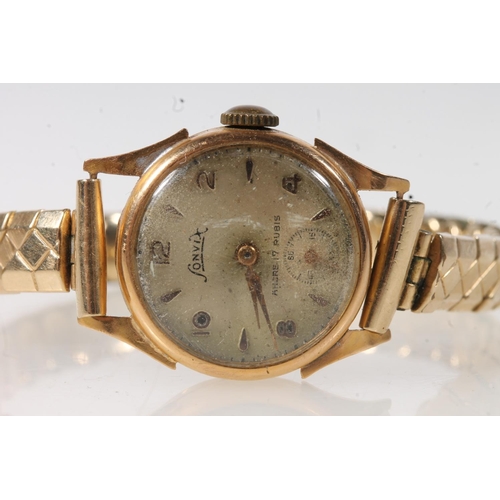 539 - 18ct gold cased ladies sonvix wristwatch.