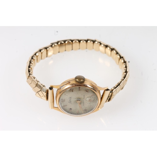 539 - 18ct gold cased ladies sonvix wristwatch.