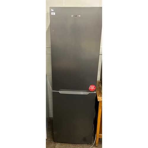 688 - Hoover fridge freezer