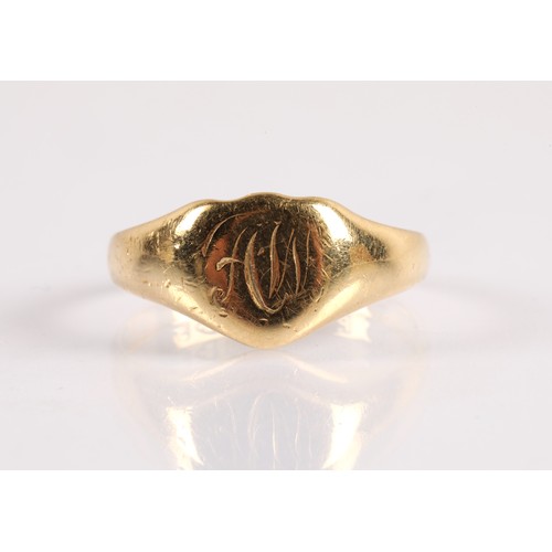 127 - 18ct gold heart signet, ring size O, 4g