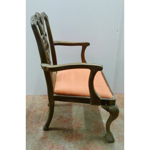 528 - Pair of late Victorian Chippendale revival carver chairs, each with curved rail and pierced splat ba... 