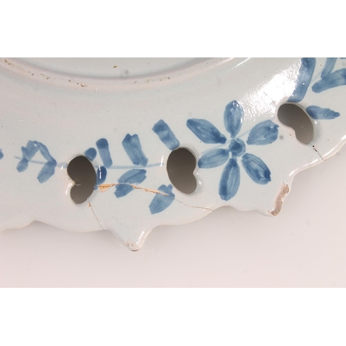 47 - Italian Cantagalli blue and white maiolica plate with central cherub decoration, 25cm wide.