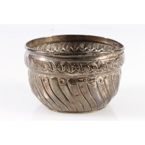 514 - Silver sugar bowl with William III crown 1696 inset to the base, hallmarks rubbed, 64g.