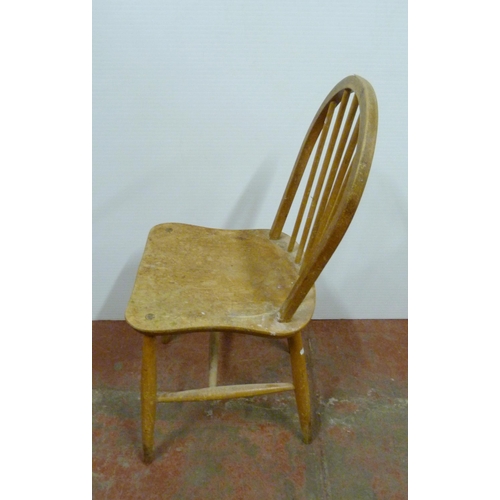 531 - Pair of Ercol elm and beech 'Cowhorn' chairs, 85cm high, and a pair of Ercol 'Quaker' chairs, c. 196... 