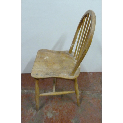 531 - Pair of Ercol elm and beech 'Cowhorn' chairs, 85cm high, and a pair of Ercol 'Quaker' chairs, c. 196... 