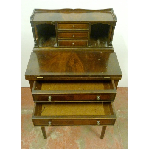 532 - Reproduction bonheur du jour, the superstructure top with three short drawers and pigeonholes, fold-... 